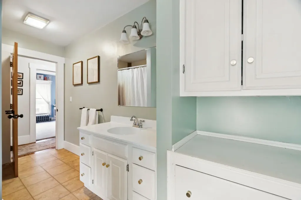 80 Laurel Street Newport NH 03773