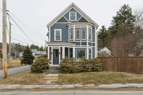 80 Laurel Street Newport NH 03773