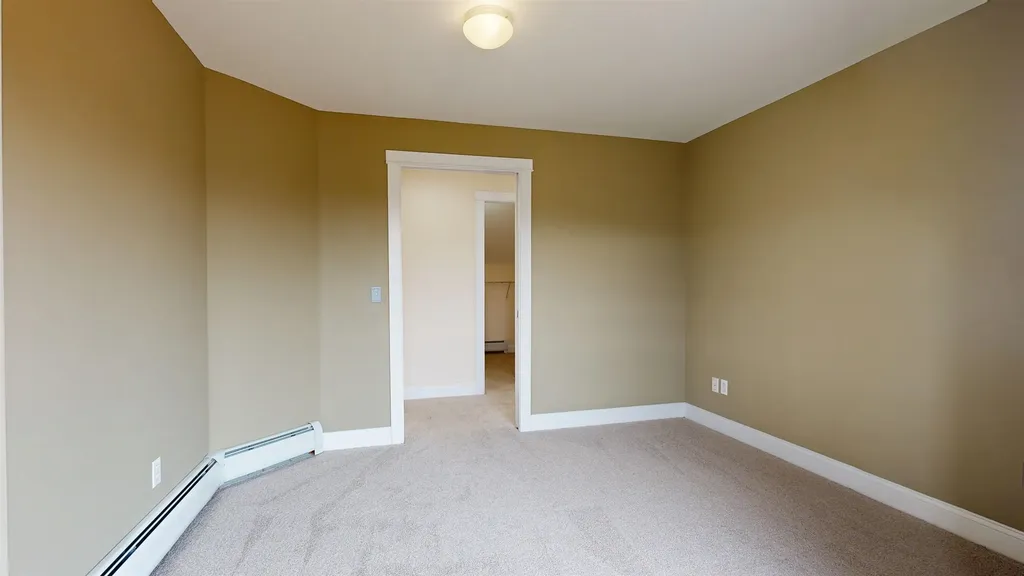 20 Robin Lane Charlotte VT 05445