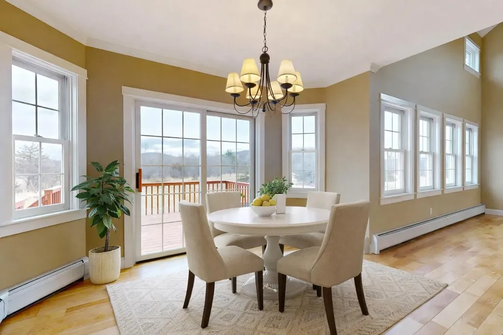20 Robin Lane Charlotte VT 05445