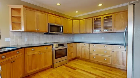 20 Robin Lane Charlotte VT 05445