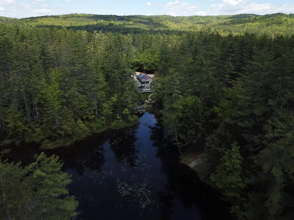 41 Hermit Lake Road Sanbornton NH 03269