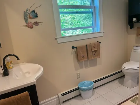 41 Hermit Lake Road Sanbornton NH 03269