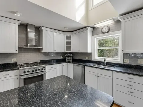 60 Catella Road Essex VT 05452