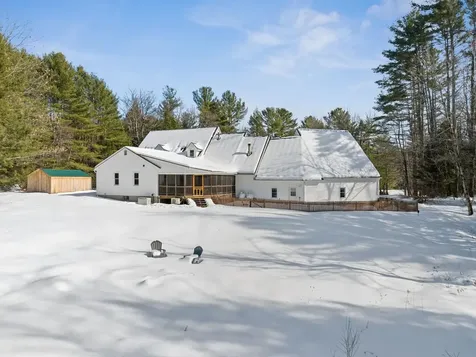 60 Catella Road Essex VT 05452