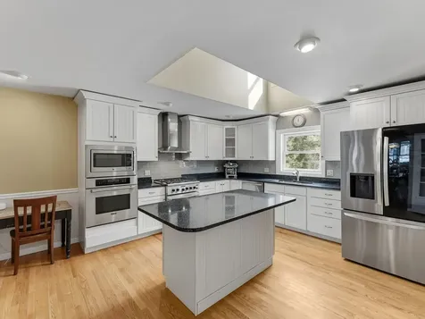 60 Catella Road Essex VT 05452