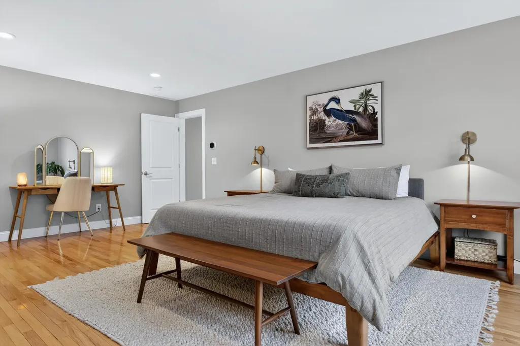 25 Schooner Drive Dover NH 03820