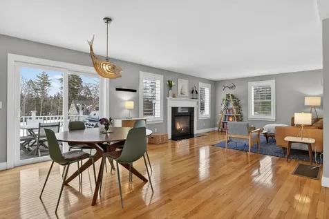 25 Schooner Drive Dover NH 03820