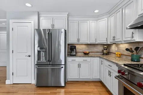 25 Schooner Drive Dover NH 03820