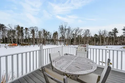 25 Schooner Drive Dover NH 03820