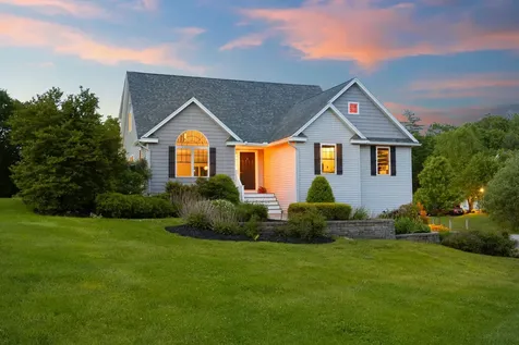 25 Schooner Drive Dover NH 03820