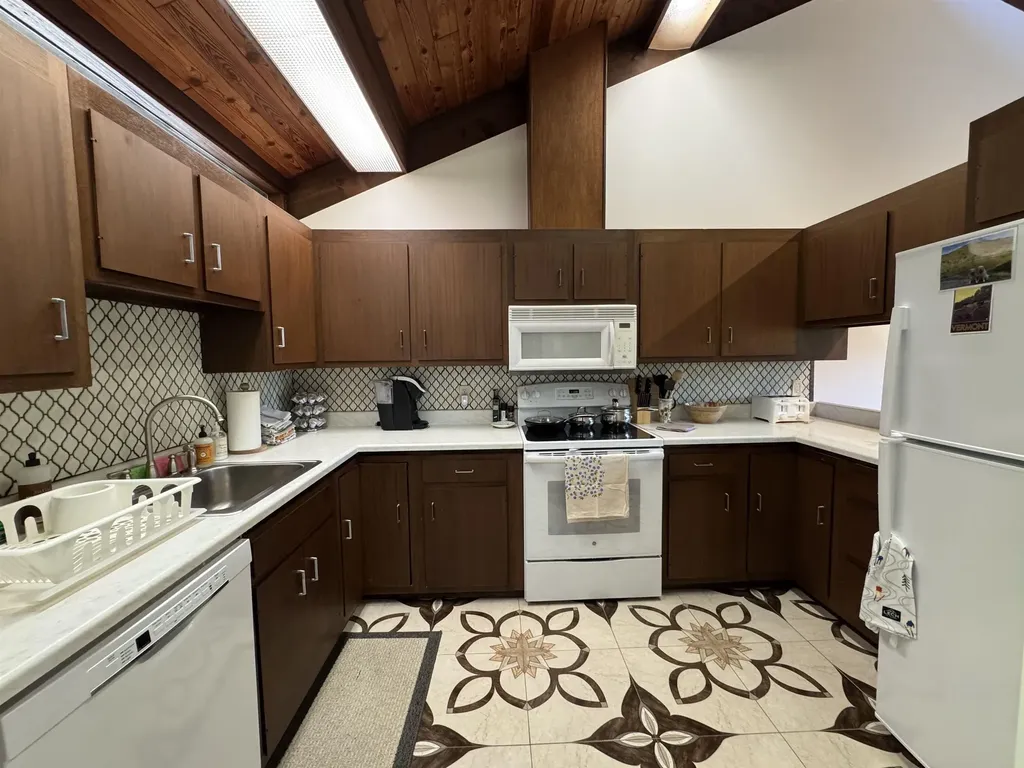 80 Murray Hill South Road Manchester VT 05255