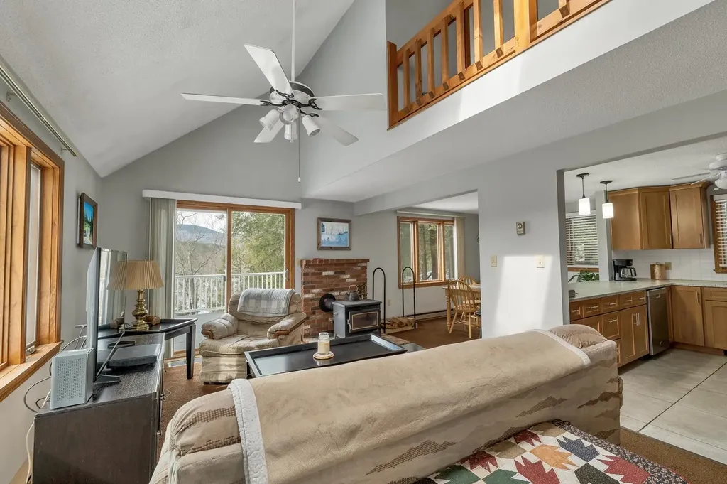 60 Northpointe Road Thornton NH 03285