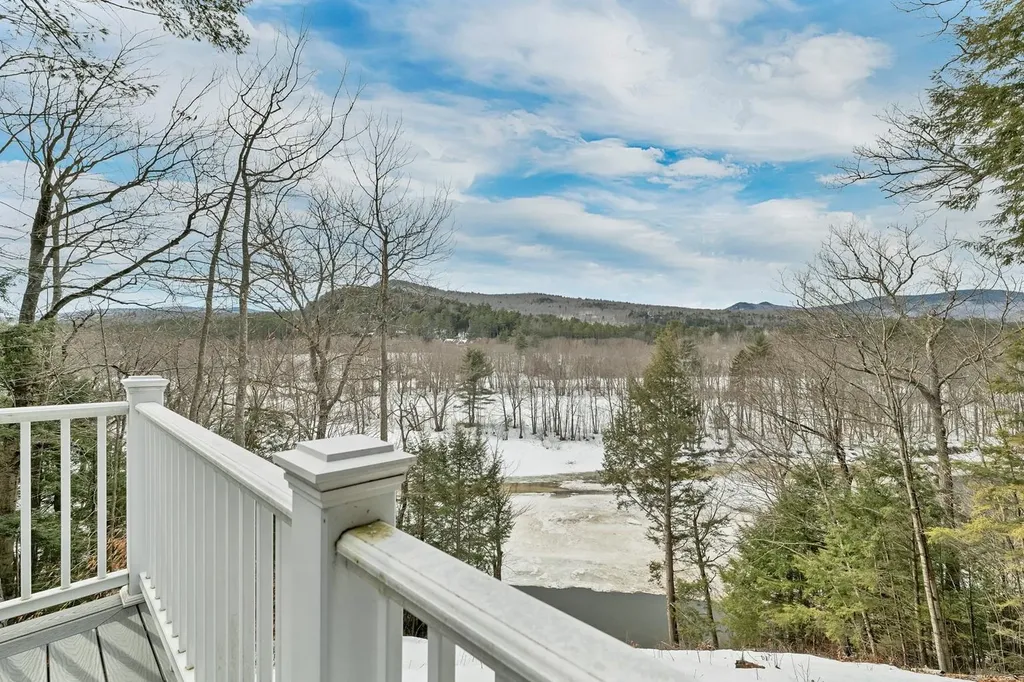 60 Northpointe Road Thornton NH 03285