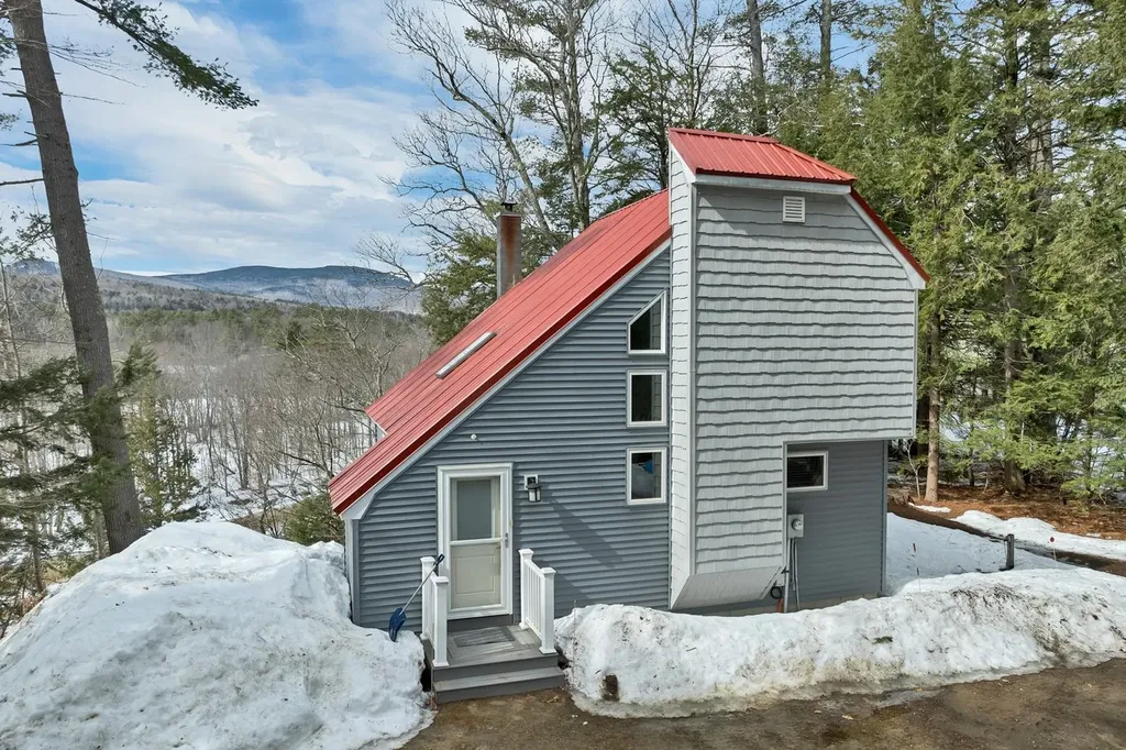 60 Northpointe Road Thornton NH 03285