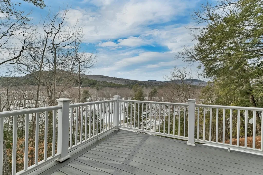 60 Northpointe Road Thornton NH 03285