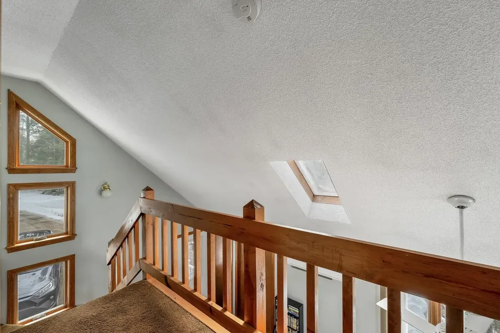 60 Northpointe Road Thornton NH 03285