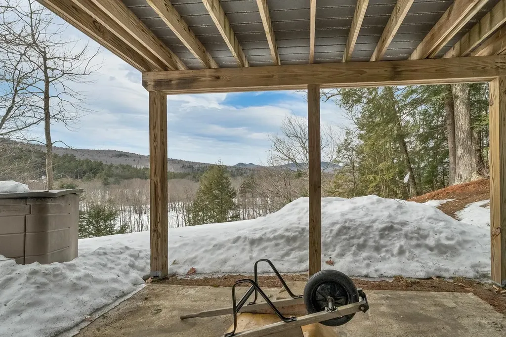 60 Northpointe Road Thornton NH 03285