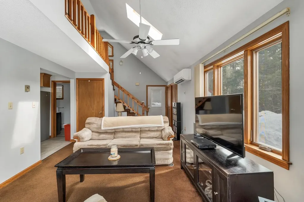 60 Northpointe Road Thornton NH 03285