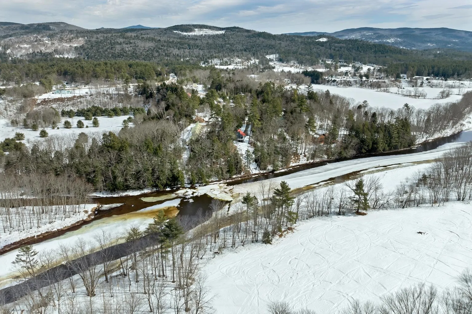 60 Northpointe Road Thornton NH 03285