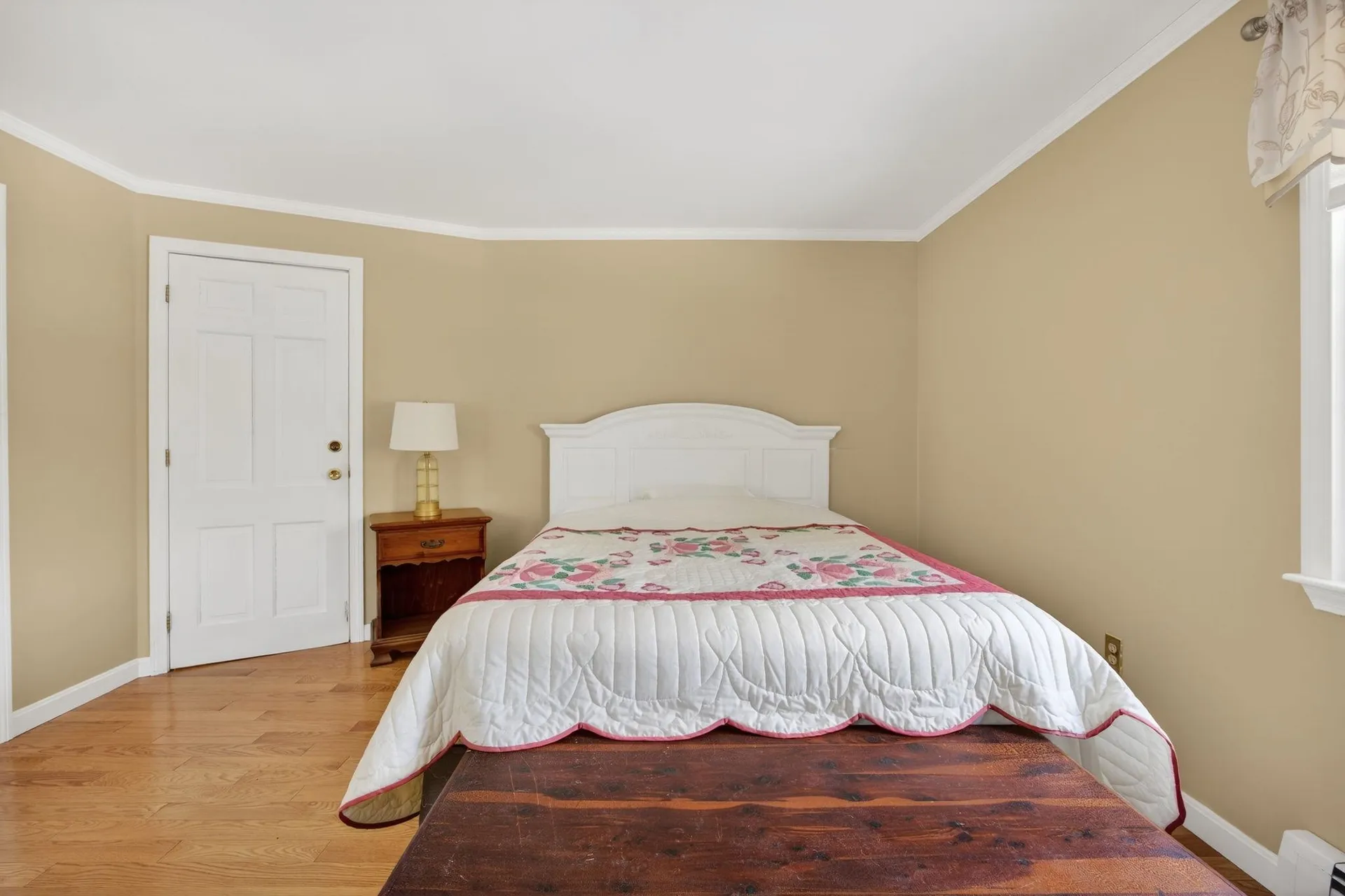 4 Tully Street Windham NH 03087