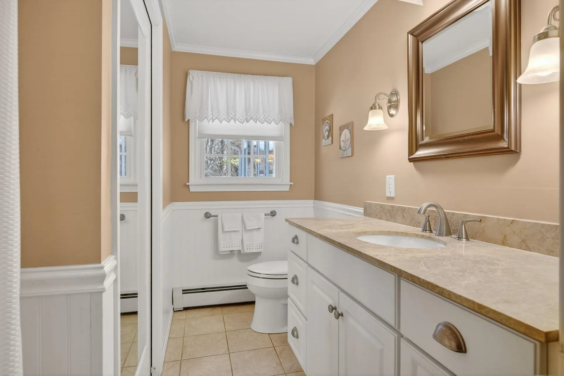 4 Tully Street Windham NH 03087