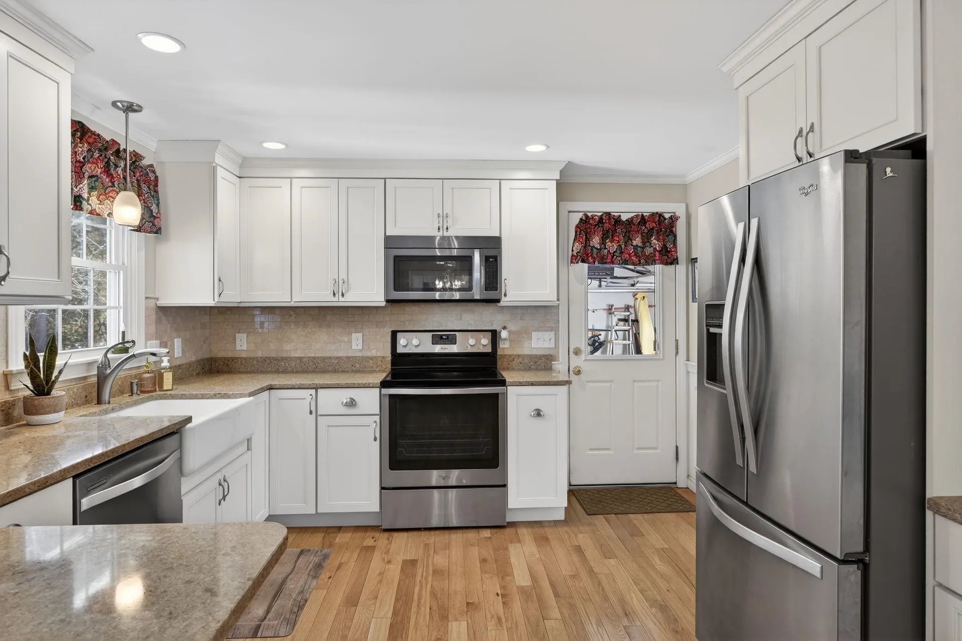 4 Tully Street Windham NH 03087