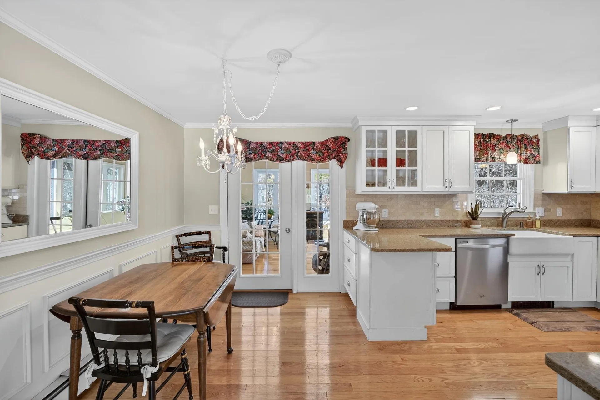 4 Tully Street Windham NH 03087