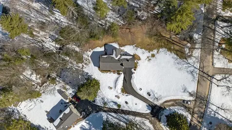 4 Tully Street Windham NH 03087