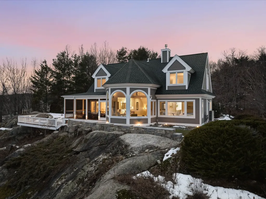 29 South Watch Road Meredith NH 03253