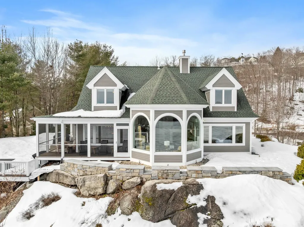 29 South Watch Road Meredith NH 03253