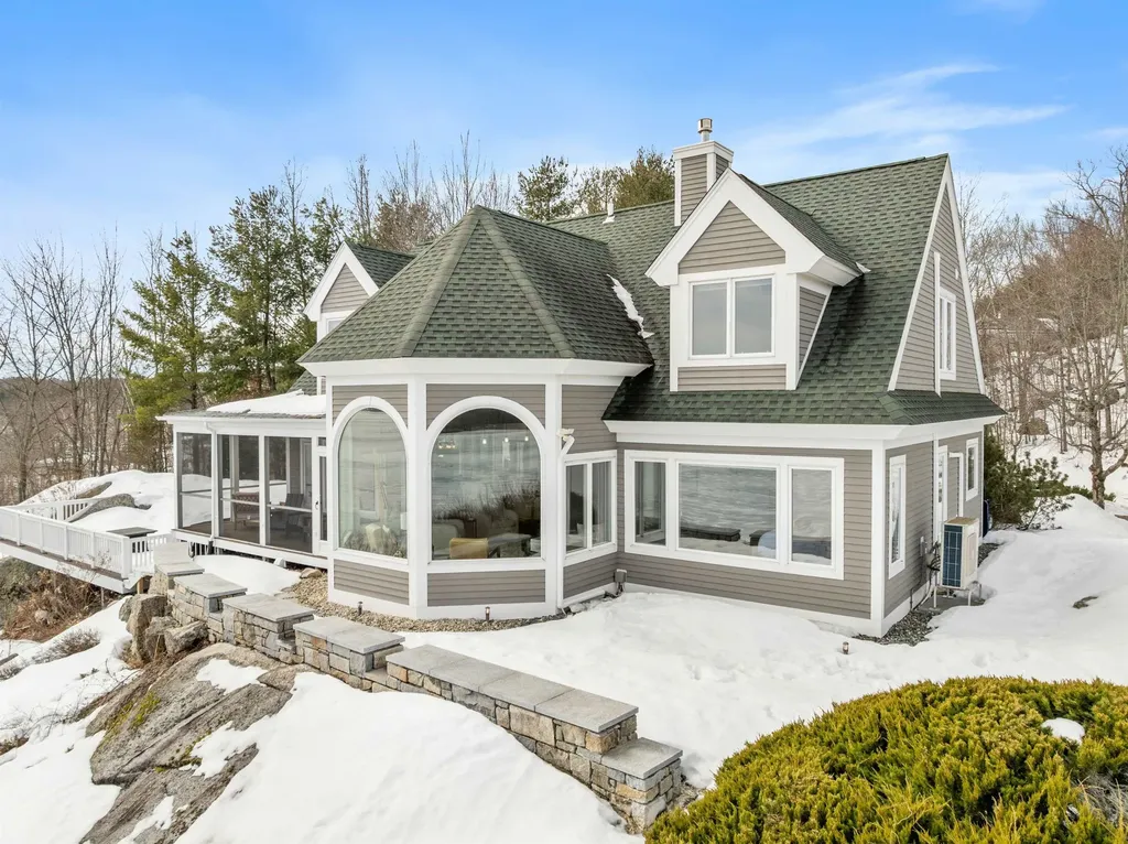 29 South Watch Road Meredith NH 03253