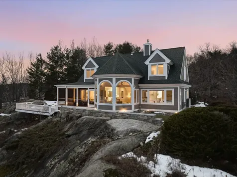 29 South Watch Road Meredith NH 03253