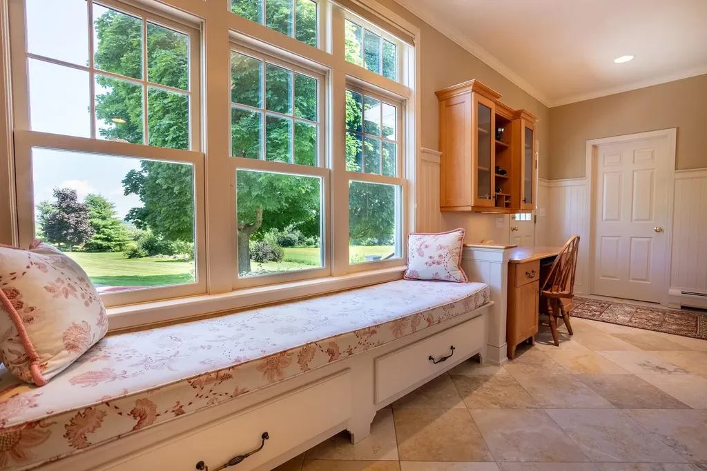 6 Luke Lane Shelburne VT 05482