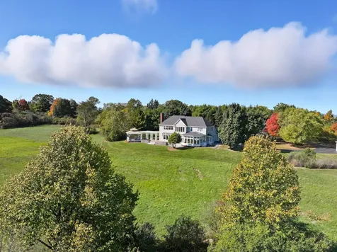 6 Luke Lane Shelburne VT 05482