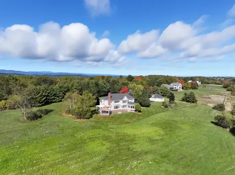 6 Luke Lane Shelburne VT 05482