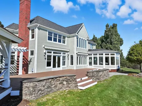 6 Luke Lane Shelburne VT 05482
