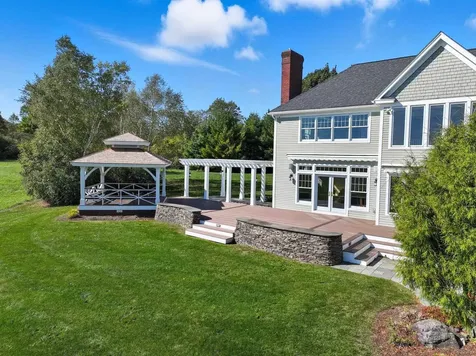 6 Luke Lane Shelburne VT 05482