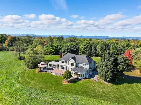 6 Luke Lane Shelburne VT 05482