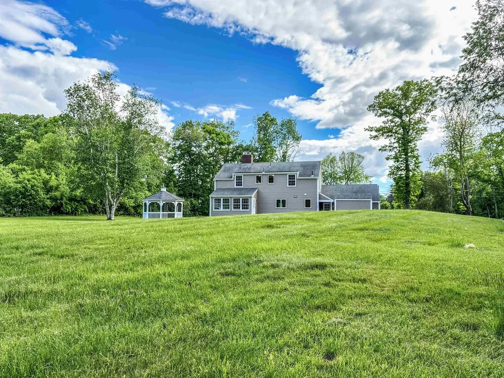 25 Emerson Road Durham NH 03824