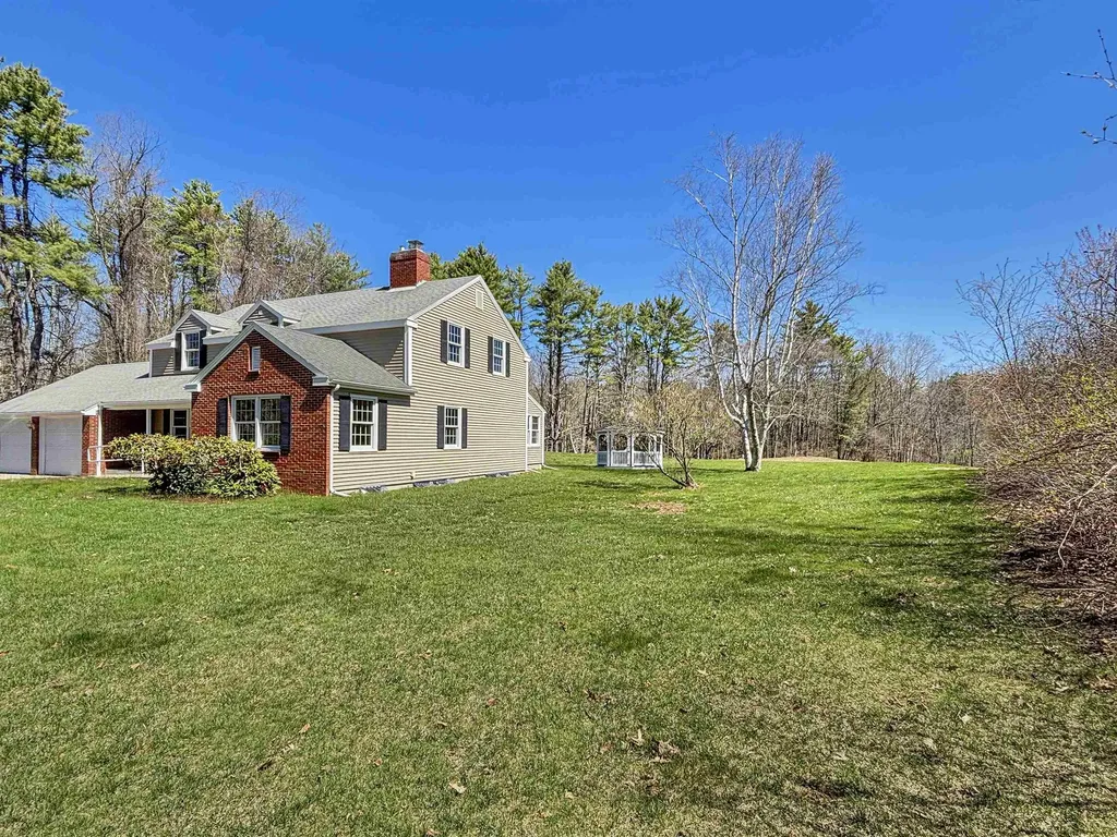 25 Emerson Road Durham NH 03824