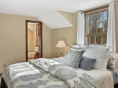 25 Emerson Road Durham NH 03824