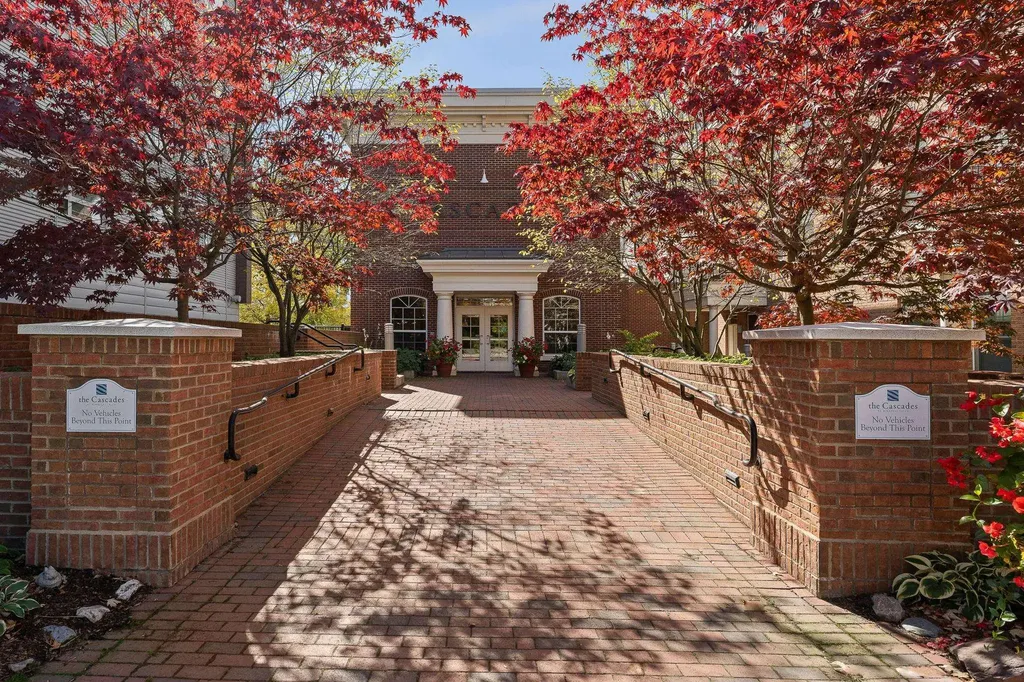 60 Winooski Falls Way Winooski VT 05404