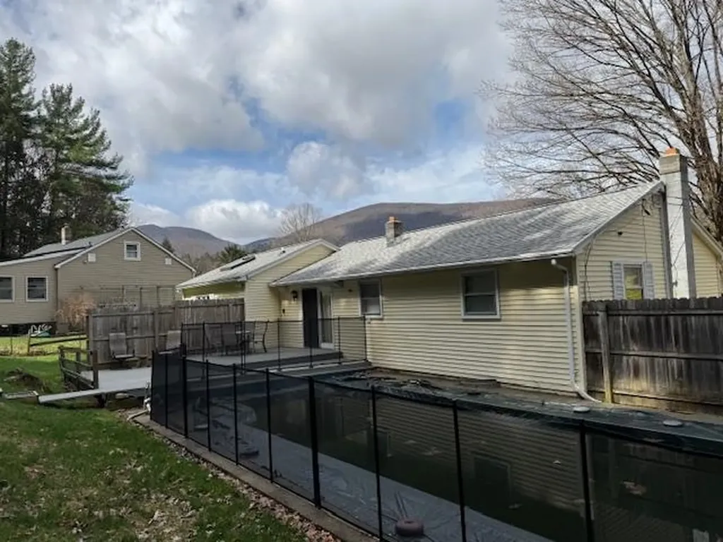 78 Carbonti Circle Arlington VT 05250
