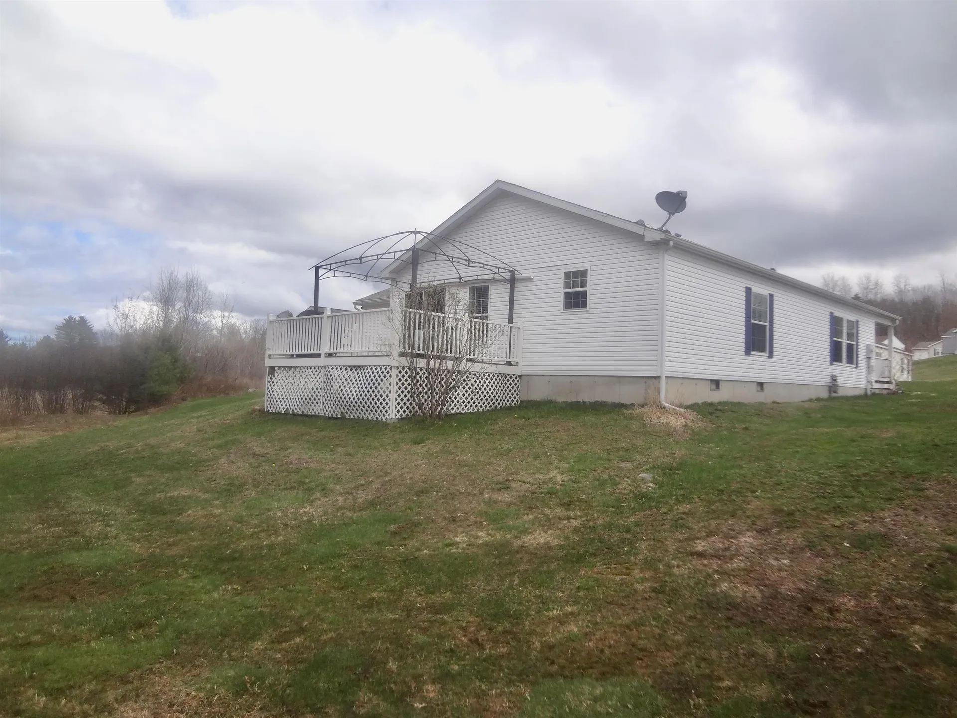 10 Eagle Nest Drive Franklin NH 03235