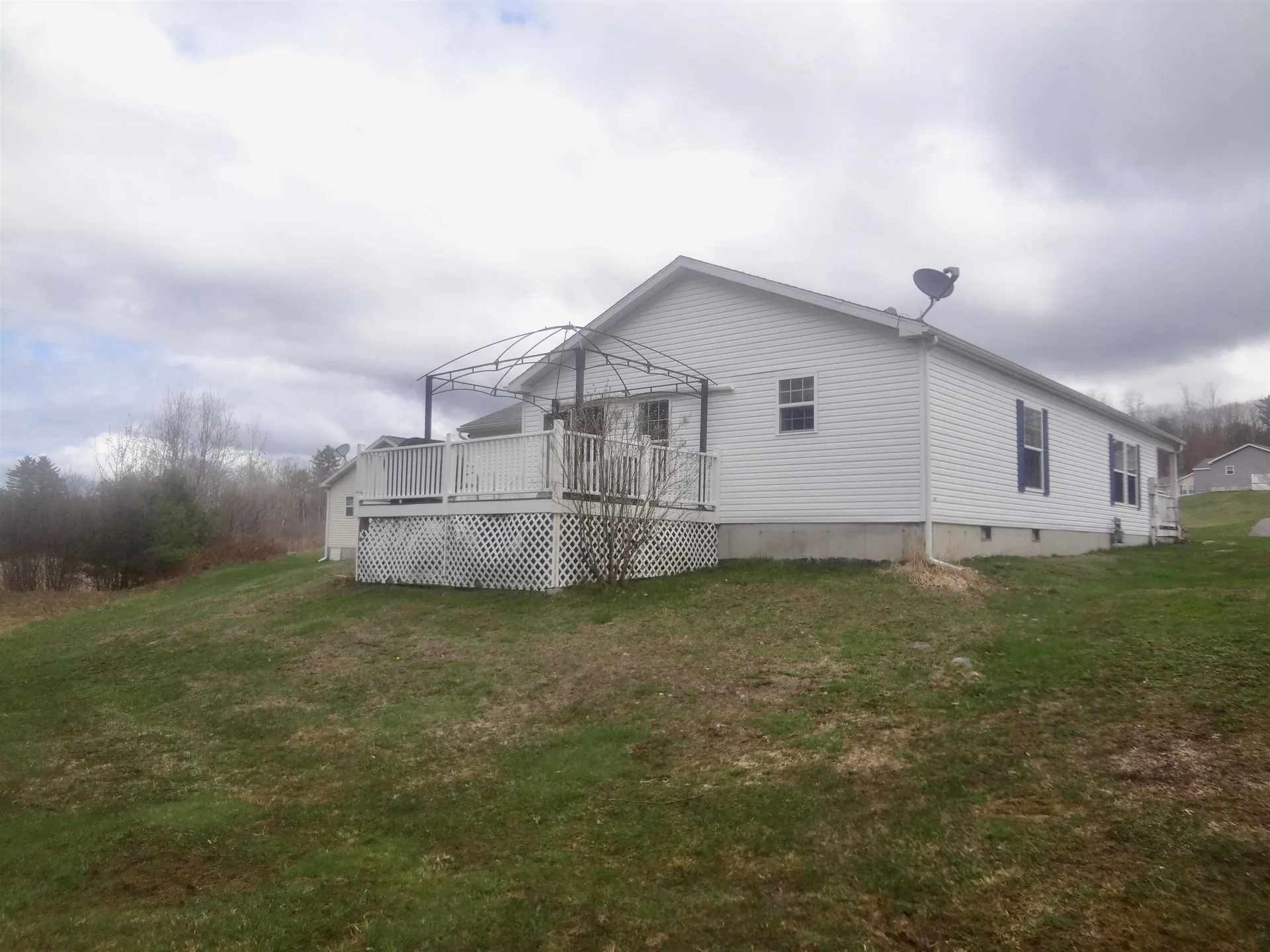 10 Eagle Nest Drive Franklin NH 03235
