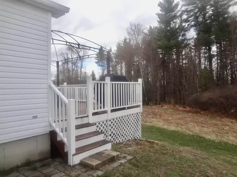 10 Eagle Nest Drive Franklin NH 03235