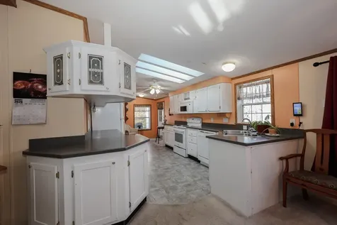 29 Magnolia Lane Belmont NH 03220