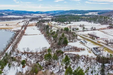 6679 Route 5 S Newbury VT 05051