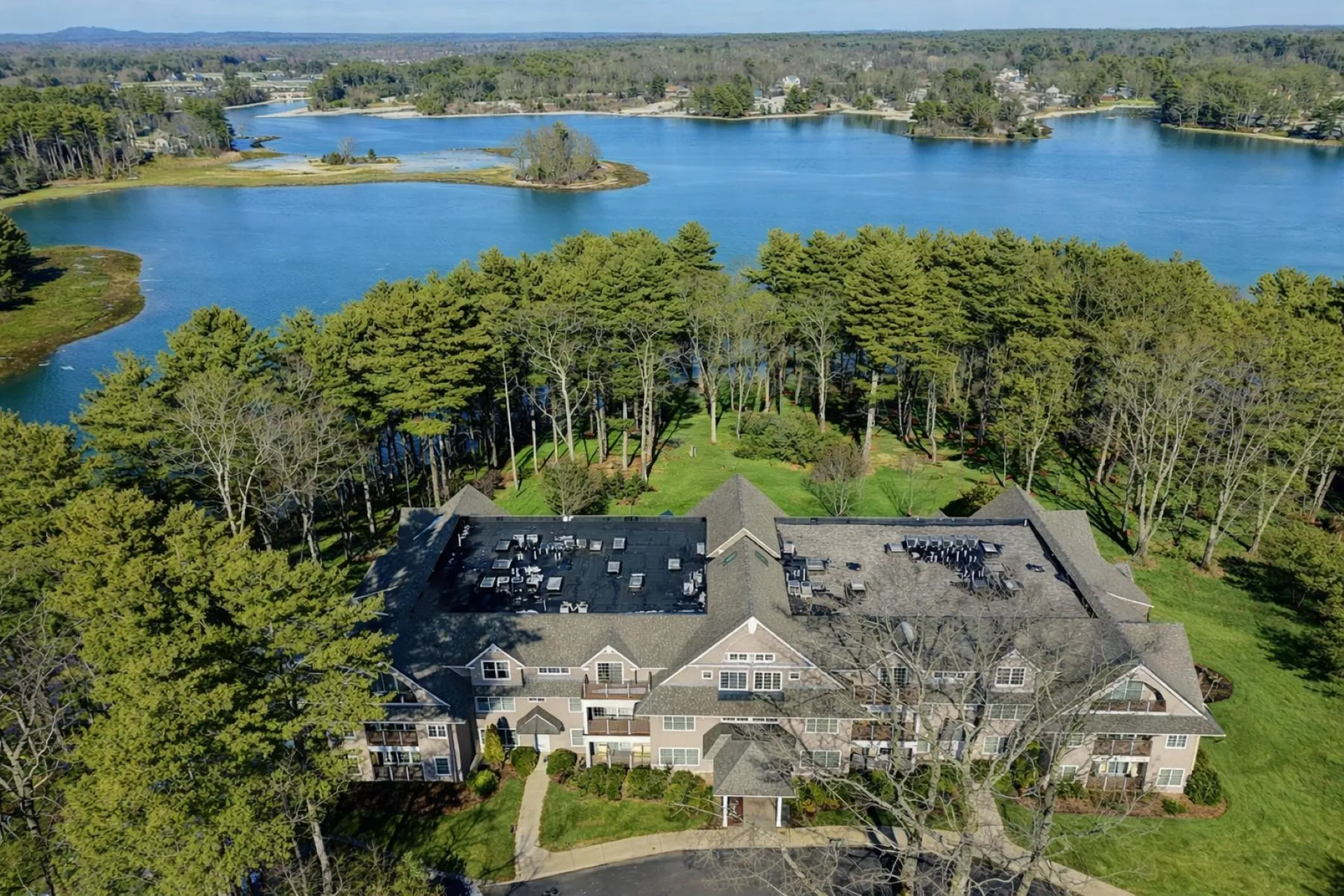 100 Shepards Cove Road Kittery ME 03904